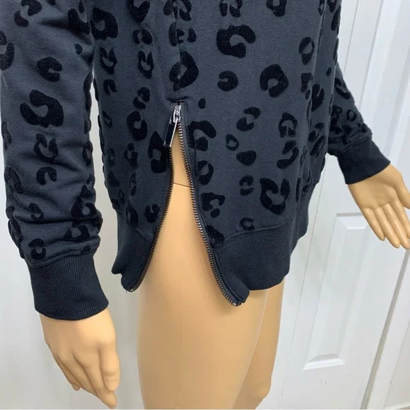 Z Supply Black Flocked Leopard Velvet embossed Top Sweatshirt size XS - Picture 7 of 15